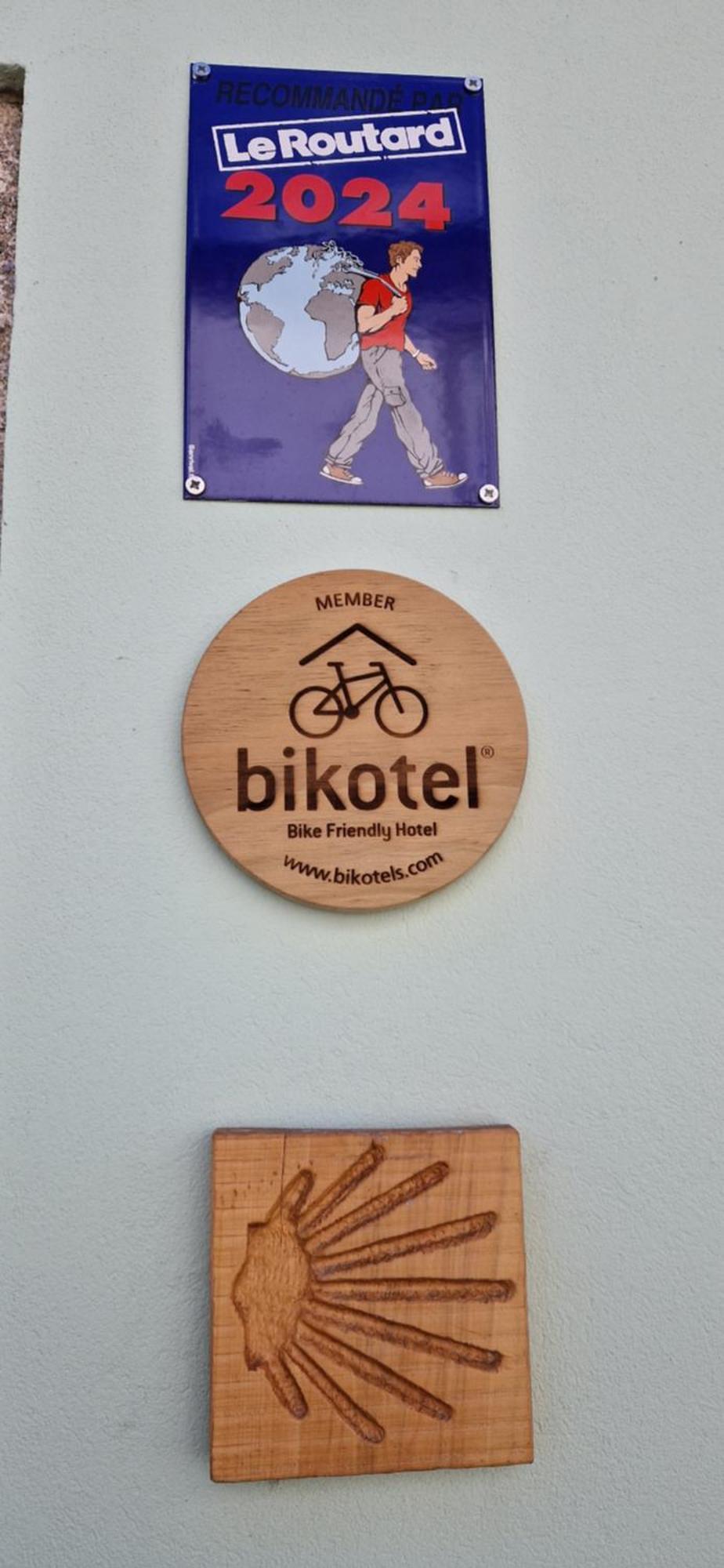 Ola Vida - Hostel Каминя Екстериор снимка