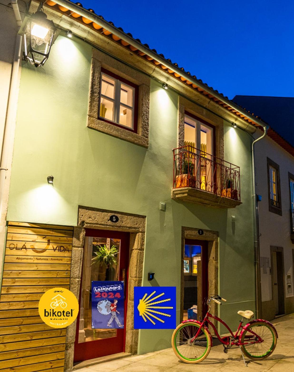 Ola Vida - Hostel Каминя Екстериор снимка